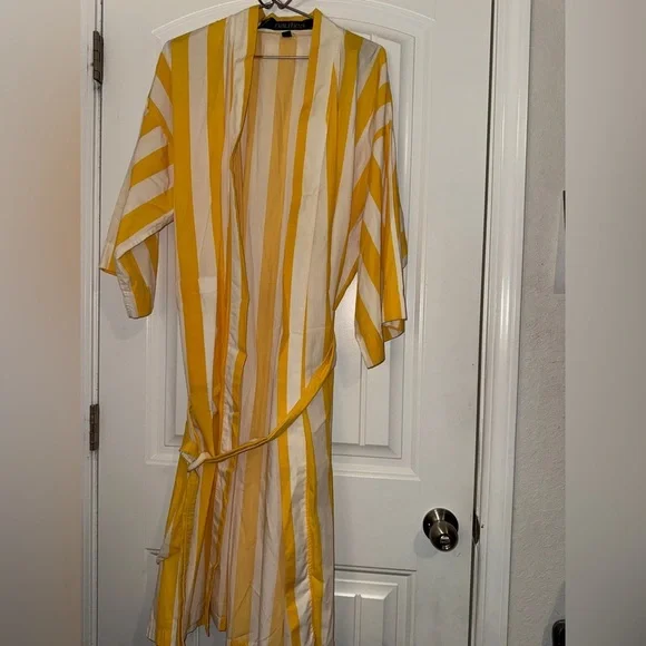 Nautica Yellow and White Striped Robe - Picture 7 of 12